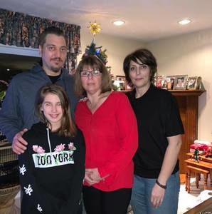 Meet your Posher, Claudia